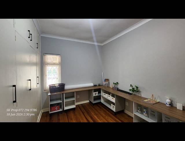 4 BEDROOM FREESTANDING FOR SALE IN SCOTTSVILLE